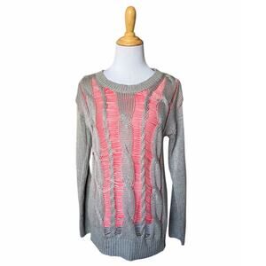 Willow & Clay Gray and Pink Layered Distressed Cable-Knit Sweater Size Medium